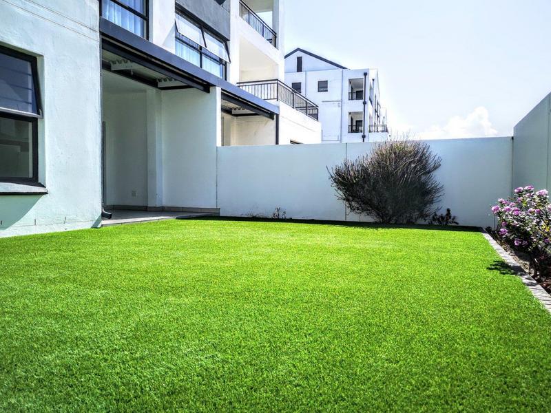 To Let 3 Bedroom Property for Rent in Sandown Western Cape